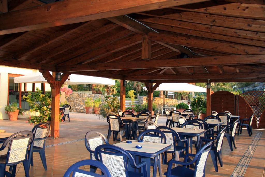 سان نيكولا أرسيلا Arcomagno Beach Resort المظهر الخارجي الصورة